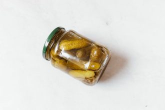 Uborka tartósítás precízen: Hogyan őrizzük meg frissességét és ropogósságát hosszú távon?