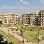 Hogyan tartsd zölden és egészségesen a pázsitod nyáron: 5 lépés a forró hónapokra szabva