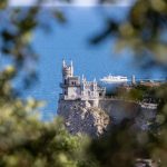 Farkasalma a kertben? Így szelídítheted meg a természet egyik legellentmondásosabb növényét!