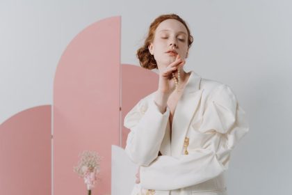 Gyöngyfüzér a lakásban: így élvezheted a levelek hűsítő árnyékát, miközben szaporítod is a zöld csöppségeket