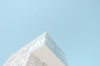 Hunyor a bajban: miért kezd sárgulni, és hogyan állítsd meg, mielőtt késő lesz?